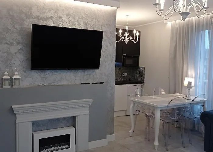 Lighthouse Апартаменты Гонски