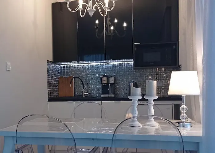 Lighthouse Апартаменты Гонски